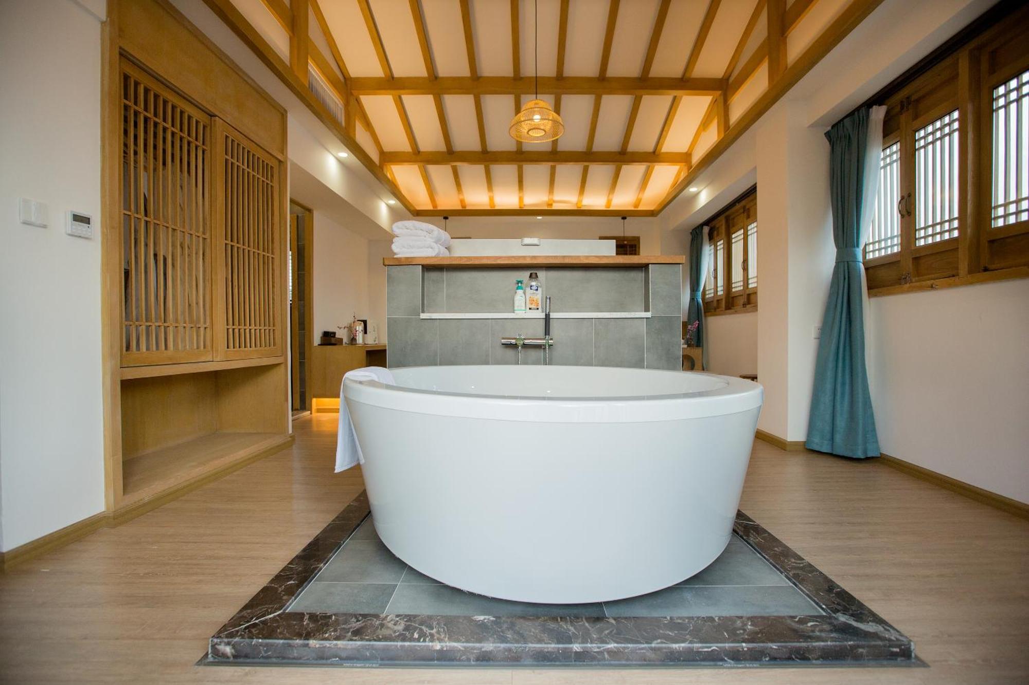 Jianshe Inn Lijiang  Exterior photo